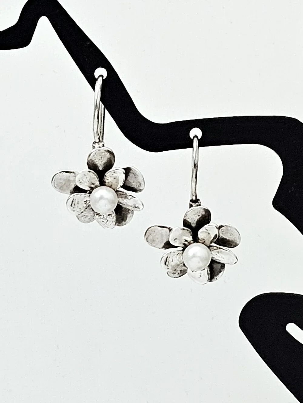 Silpada Sterling Silver Pearl 'Love Bloom' Floral Petite Earrings W1768